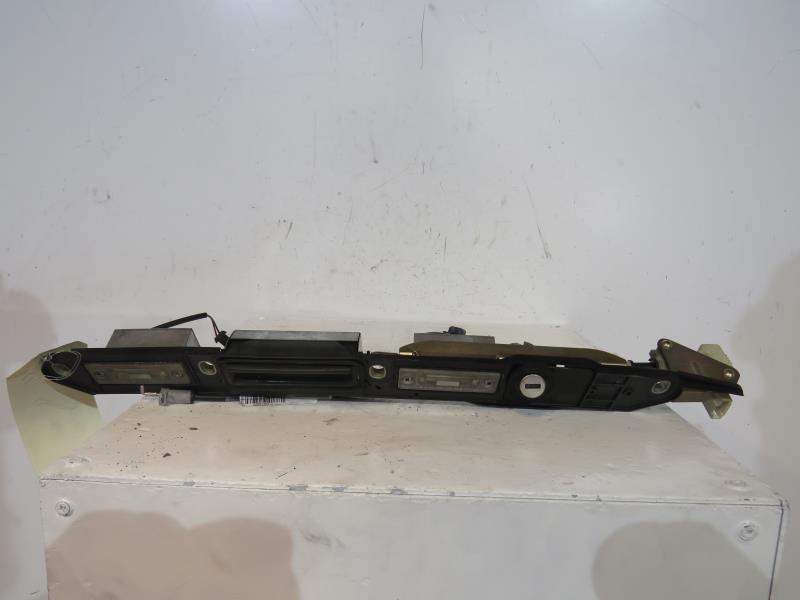 Pulsante del bagagliaio VOLKSWAGEN PASSAT 4 PHASE 1 Diésel - 1