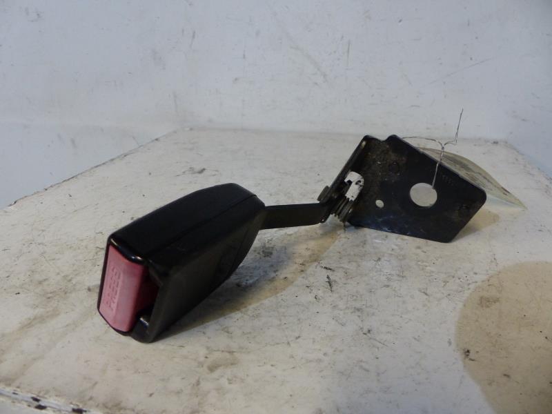 Aggancio cintura sicurezza posteriore sinistro PEUGEOT 307 PHASE 2 BREAK Diésel - 1