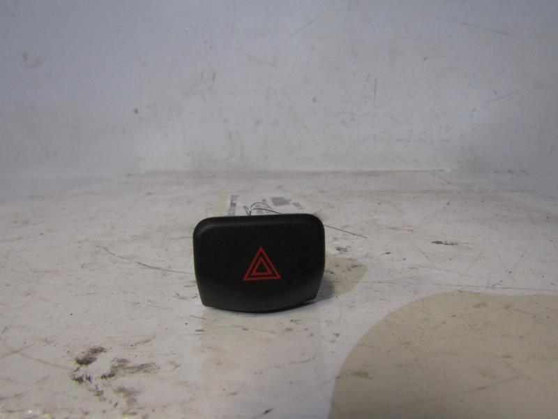 Bouton de warning NISSAN NOTE 1 PHASE 1 Diesel - 1