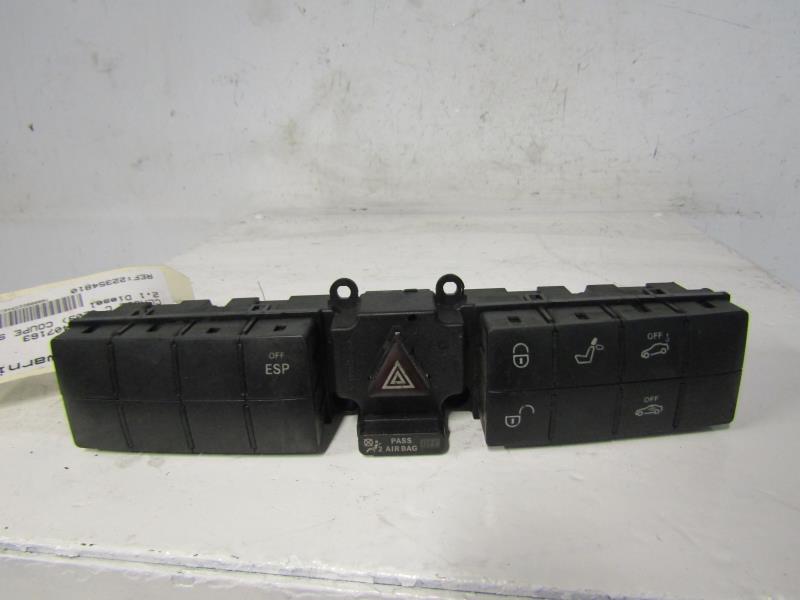 Interruttore luci emergenza MERCEDES CLASSE C 203 PHASE 2 Diésel - 1