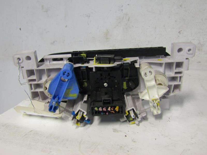 Commande chauffage DACIA SANDERO 1 Diesel - 1