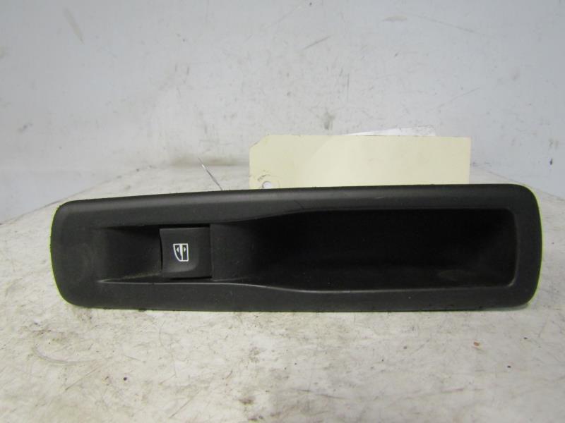 Interruttore lavacristalli posteriore destro RENAULT LAGUNA 3 PHASE 1 Diésel - 1