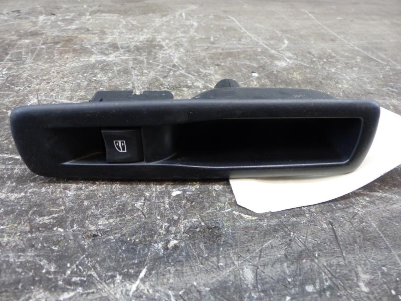 Interruttore lavacristalli posteriore destro RENAULT MEGANE 3 PHASE 2 BREAK Diésel - 1