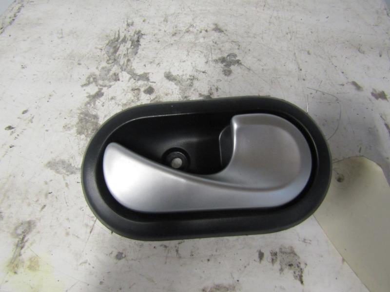 Maniglia interna posteriore destra DACIA SANDERO 1 Gasolina/GLP - 1
