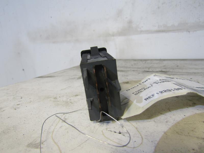 Bouton de warning FORD GALAXY 1 PHASE 2 Diesel - 1