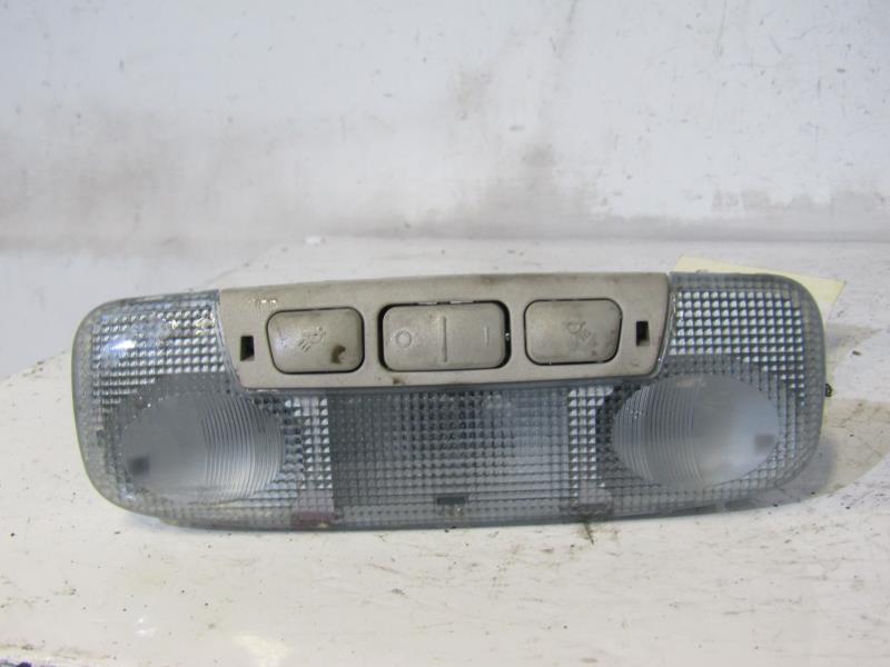 Eclairage de plafonnier FORD MONDEO 3 PHASE 2 BREAK Essence - 1