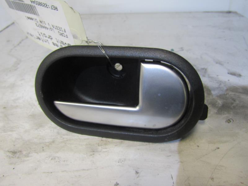 Maniglia interna anteriore destra FORD FIESTA 5 PHASE 2 Diésel - 1