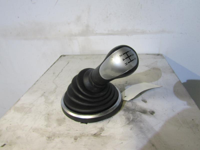 Pomello del cambio FORD FIESTA 5 PHASE 2 Diésel - 1