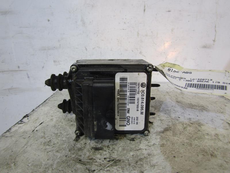 Blocco ABS (antibloccaggio freni) VOLKSWAGEN PASSAT 5 BREAK Diésel - 1