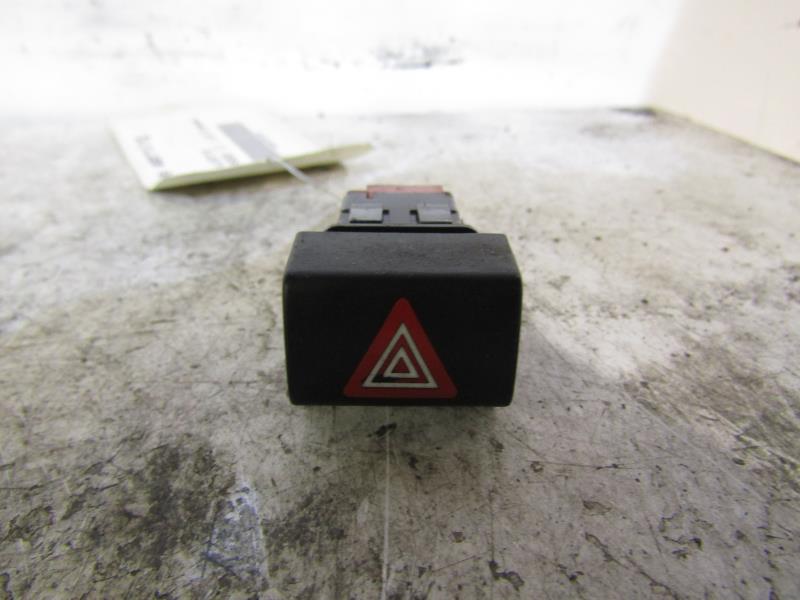 Bouton de warning CITROEN C4 PICASSO 2 PHASE 1 Diesel - 1