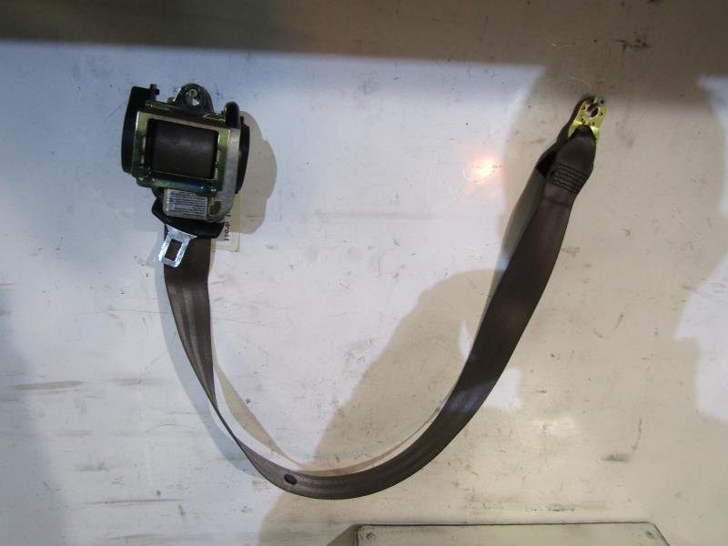 Cintura di sicurezza anteriore destra AUDI A4 1 AVANT PHASE 2 BREAK Diésel - 1