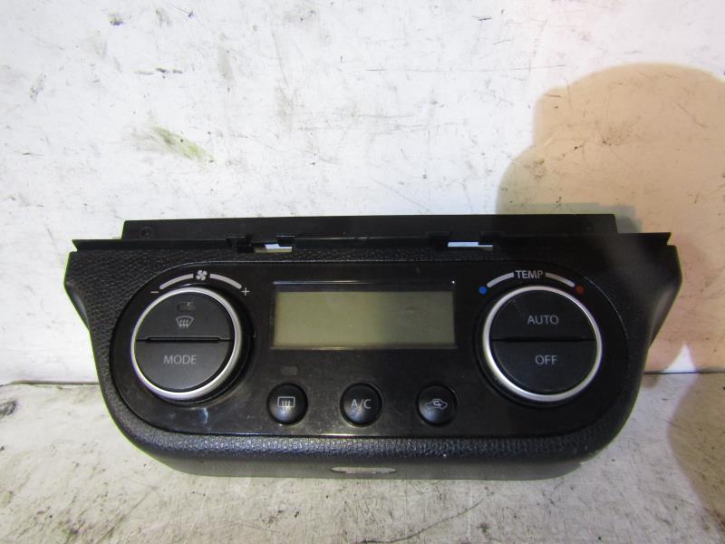 Commande chauffage SUZUKI SWIFT 3 Essence - 1