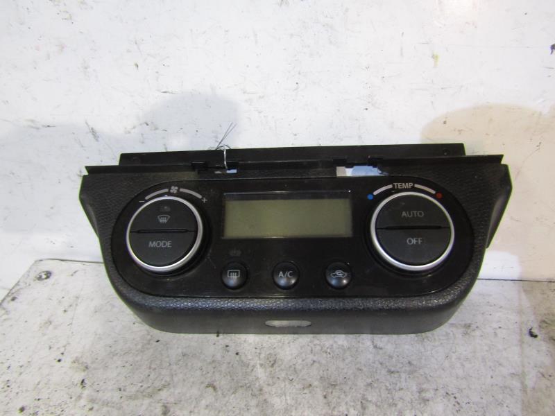 Commande chauffage SUZUKI SWIFT 3 Essence - 1