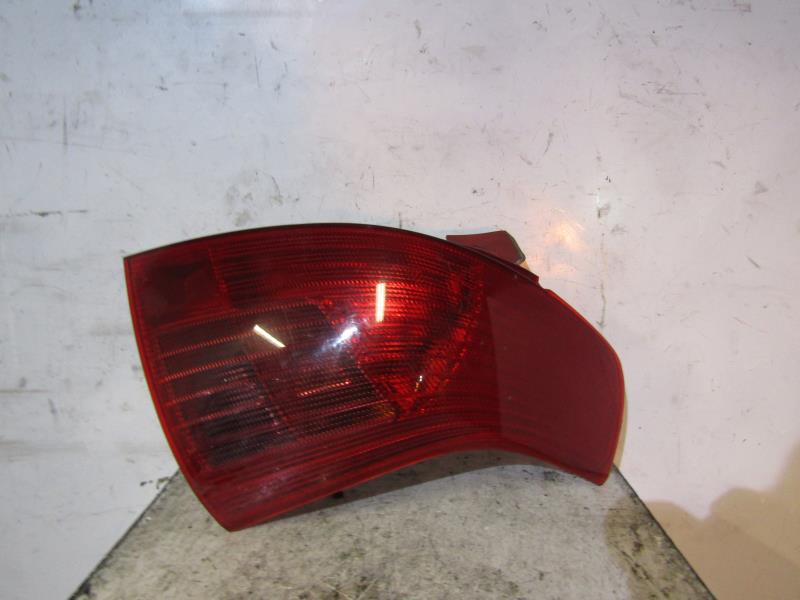 Fanale posteriore principale destro (luci) SUZUKI SWIFT 3 Gasolina - 1