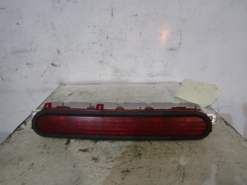 Luce stop centrale TOYOTA COROLLA VERSO 2 PHASE 1 Diésel - 1