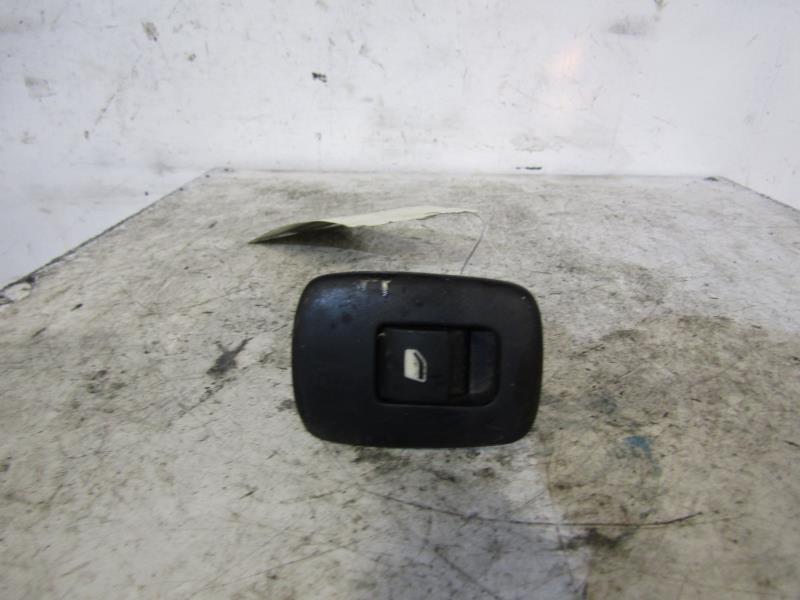 Interruttore lavacristalli posteriore destro PEUGEOT 207 PHASE 2 BREAK Diésel - 1