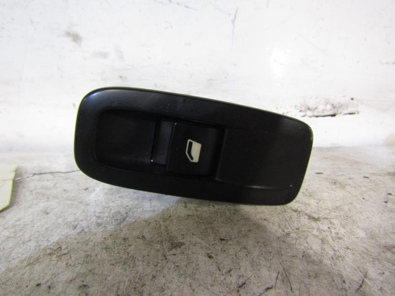 Interruttore lavacristalli posteriore destro CITROEN C4 PICASSO 2 PHASE 1 Diésel - 1