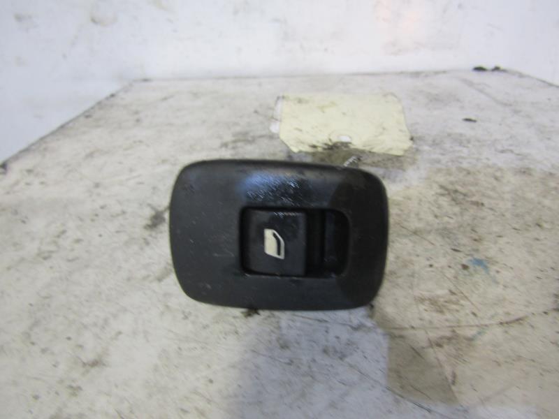 Interruttore lavacristalli posteriore sinistro CITROEN C3 2 PHASE 1 Gasolina - 1