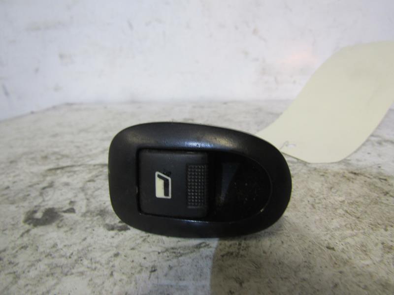 Interruttore lavacristalli posteriore sinistro CITROEN C3 1 PHASE 1 Gasolina - 1