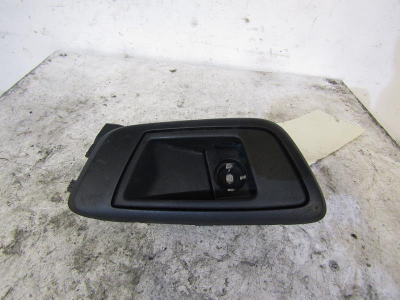 Maniglia interna posteriore destra FORD FIESTA 6 PHASE 1 Diésel - 1