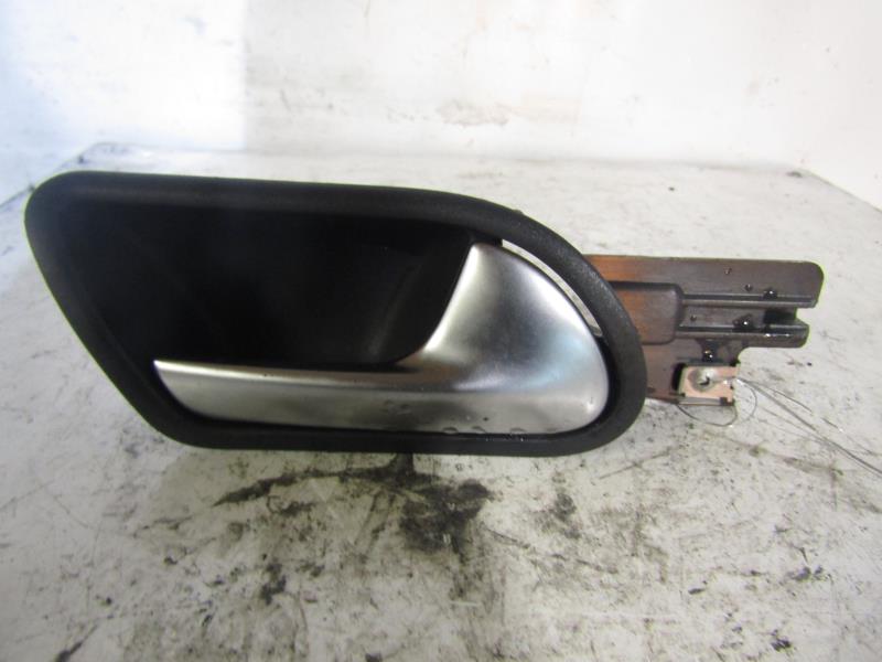 Maniglia interna posteriore destra VOLKSWAGEN GOLF 5 Diésel - 1