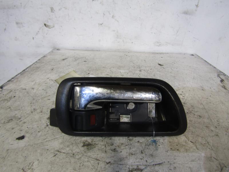 Maniglia interna posteriore destra TOYOTA COROLLA VERSO 2 PHASE 1 Diésel - 1