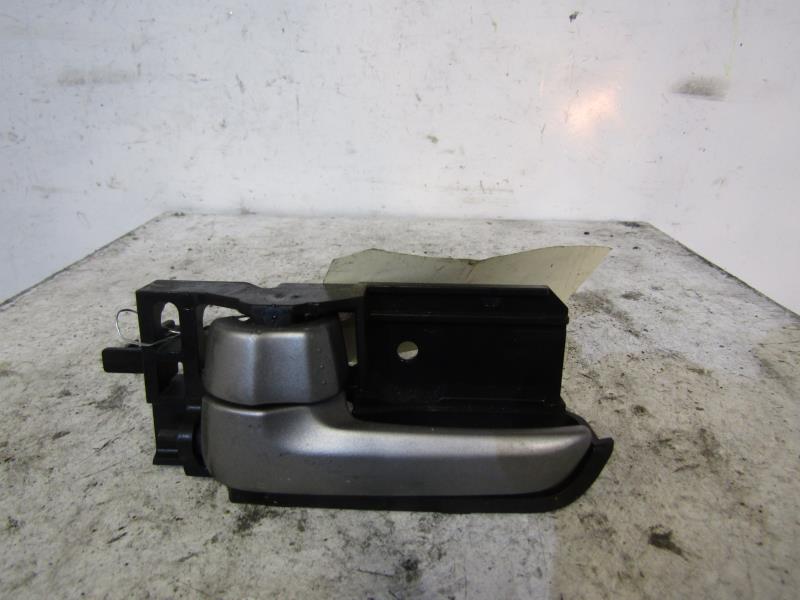 Maniglia interna posteriore sinistra SUZUKI SWIFT 3 Gasolina - 1