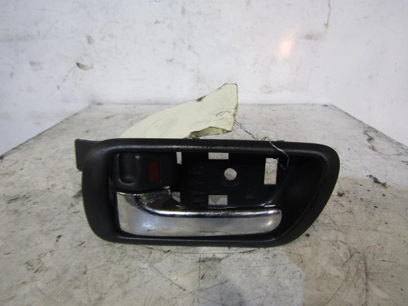 Maniglia interna posteriore sinistra TOYOTA COROLLA VERSO 2 PHASE 1 Diésel - 1