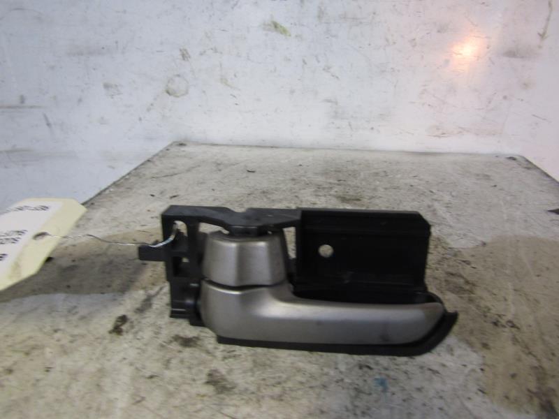Maniglia interna anteriore sinistra SUZUKI SWIFT 3 Gasolina - 1
