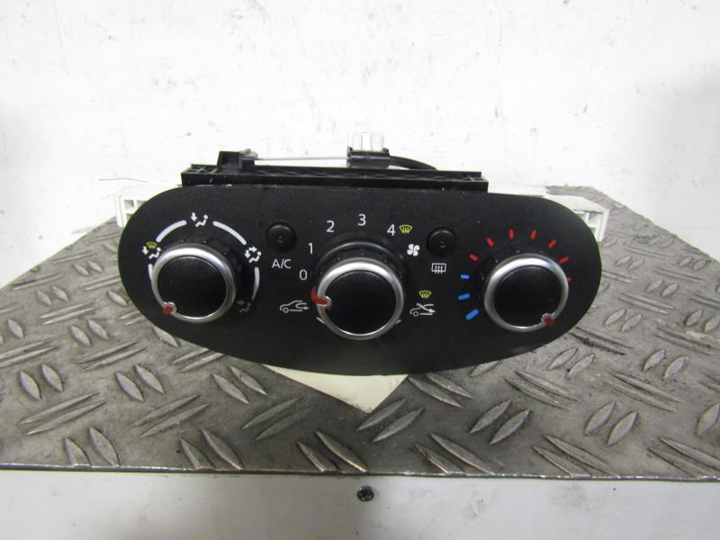 Commande chauffage RENAULT TWINGO 3 PHASE 1 Essence - 1