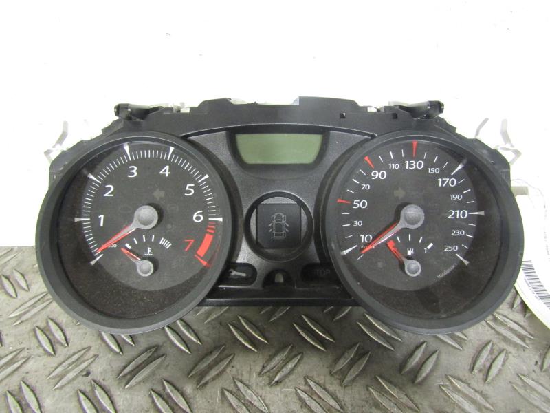 Compteur RENAULT MEGANE 2 PHASE 2 Essence - 1