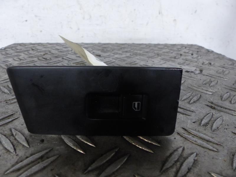 Interruttore lavacristalli posteriore destro VOLKSWAGEN PASSAT 6 Diésel - 1