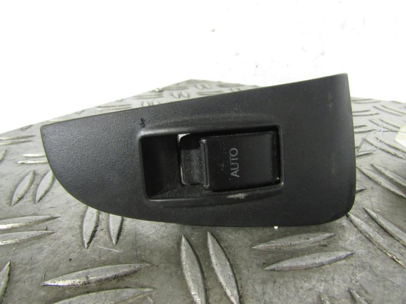 Interruttore lavacristalli posteriore destro TOYOTA AVENSIS 2 PHASE 1 Diésel - 1