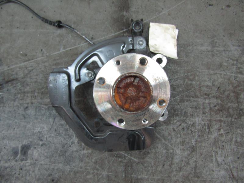 Fuso a snodo anteriore sinistro RENAULT TWINGO 3 PHASE 1 Gasolina - 1