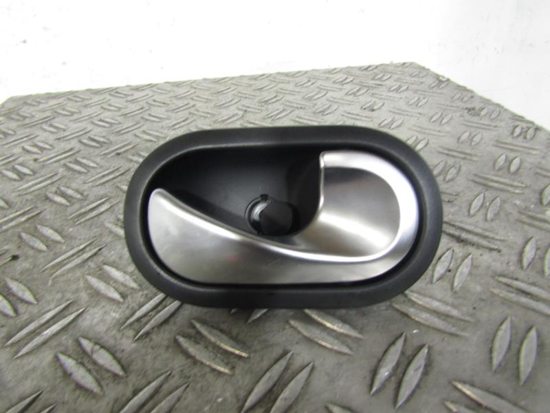 Maniglia interna posteriore destra RENAULT TWINGO 3 PHASE 1 Gasolina - 1