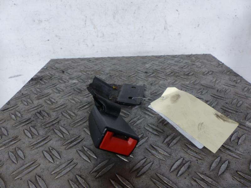 Aggancio cintura sicurezza posteriore destro VOLKSWAGEN FOX Gasolina - 1
