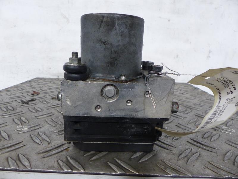 Blocco ABS (antibloccaggio freni) TOYOTA COROLLA VERSO 2 PHASE 2 Diésel - 1