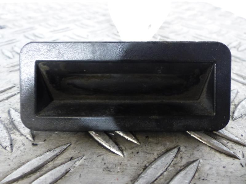 Bouton de coffre FORD FOCUS 2 PHASE 2 Diesel - 1