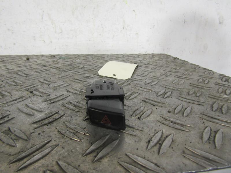 Bouton de warning LEXUS RX 1 Essence - 1