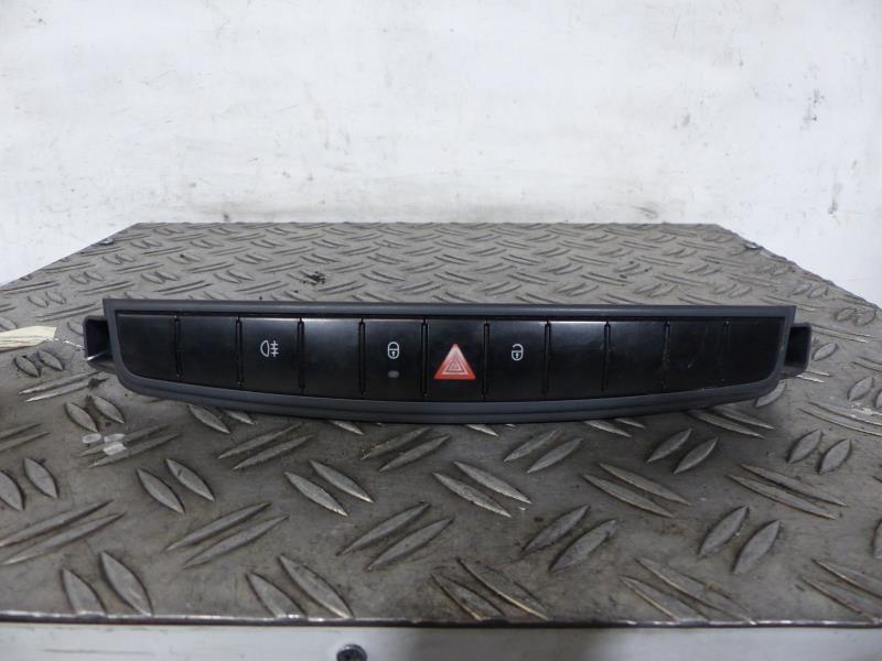 Bouton de warning SMART FORFOUR 1 Essence - 1
