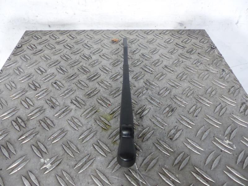Braccio tergicristallo posteriore TOYOTA AVENSIS 2 PHASE 2 Diésel - 1