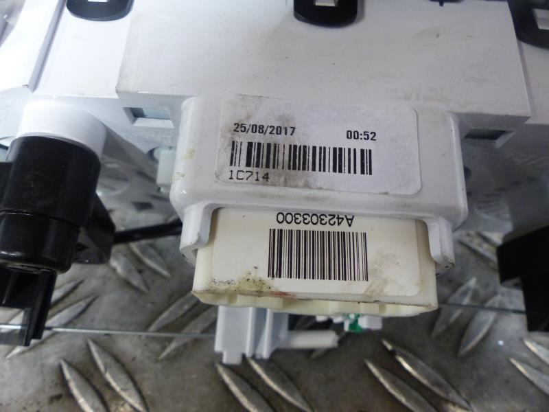 Commande chauffage DACIA SANDERO 2 PHASE 2 Essence - 1