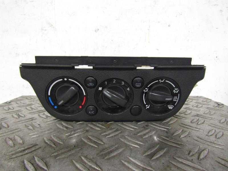 Commande chauffage SUZUKI SWIFT 3 Essence - 1