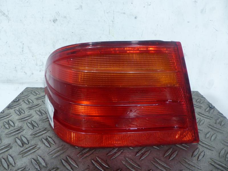 Fanale posteriore principale sinistro (luci) MERCEDES CLASSE E 210 PHASE 1 Gasolina - 1