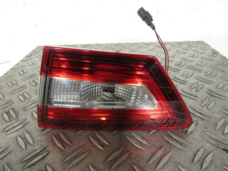 Feu arriere secondaire droit (feux) RENAULT CLIO 4 PHASE 1 Diesel - 1