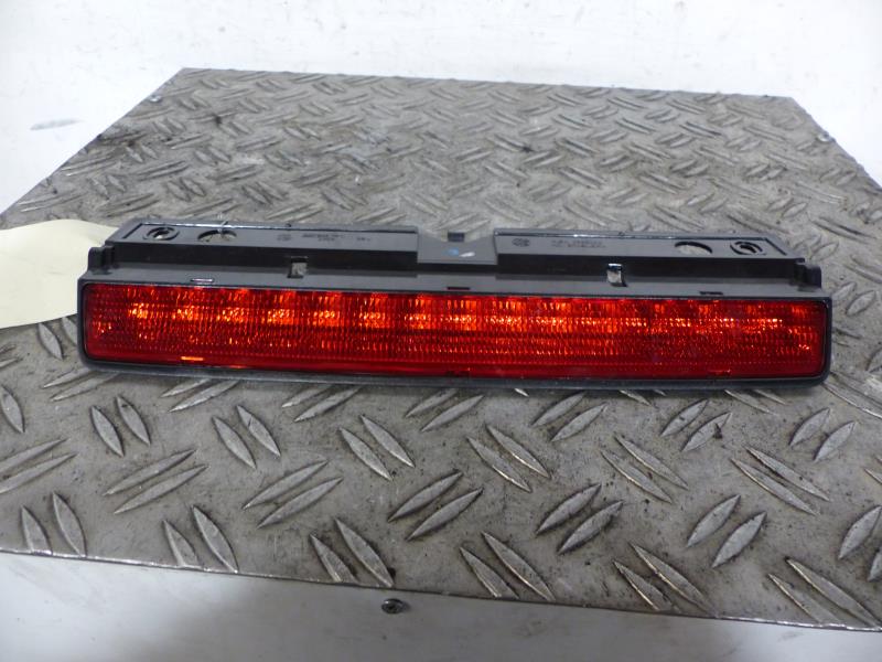 Feu arriere stop central VOLKSWAGEN FOX Essence - 1
