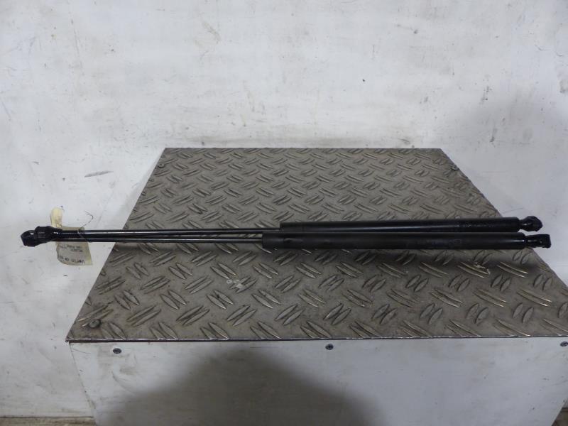 Verin de coffre PEUGEOT 106 PHASE 1 Essence - 1