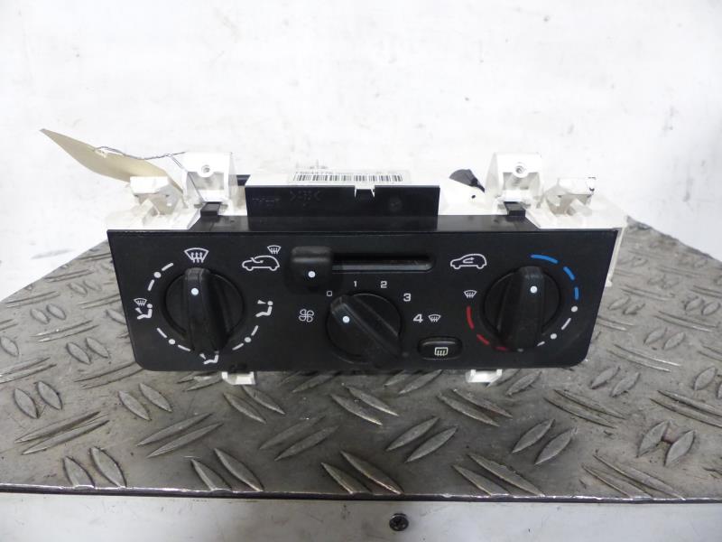Commande chauffage CITROEN C3 1 PHASE 2 Essence - 1