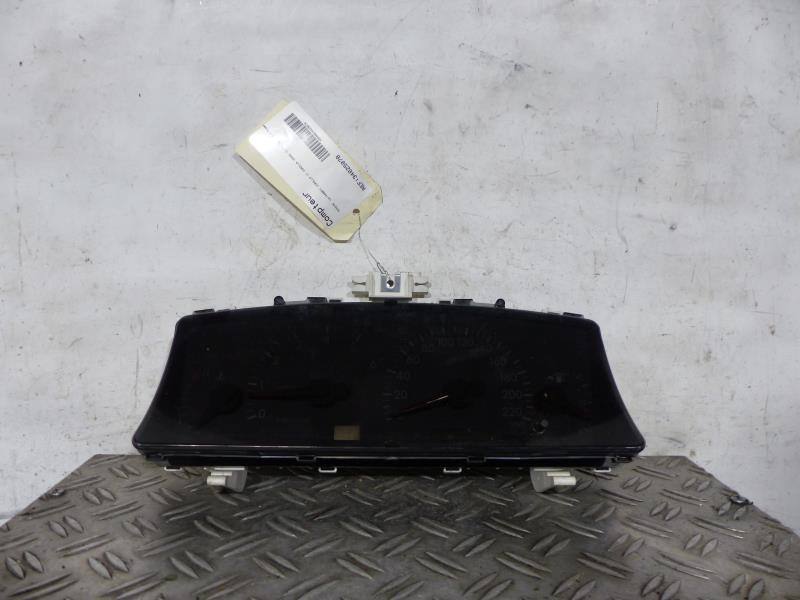 Compteur TOYOTA COROLLA 10 PHASE 2 Diesel - 1
