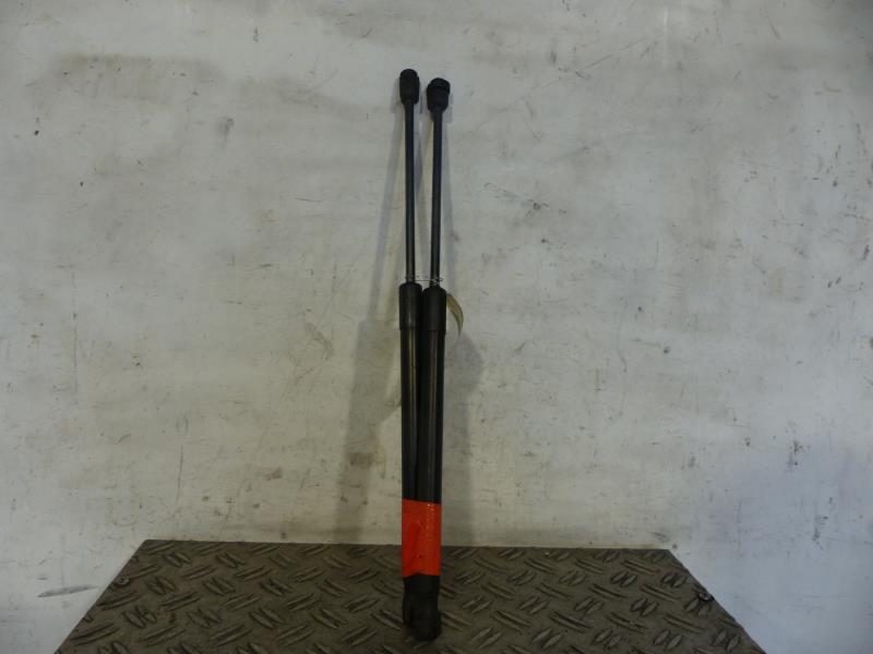 Verin de coffre SUZUKI SWIFT 3 Diesel - 1